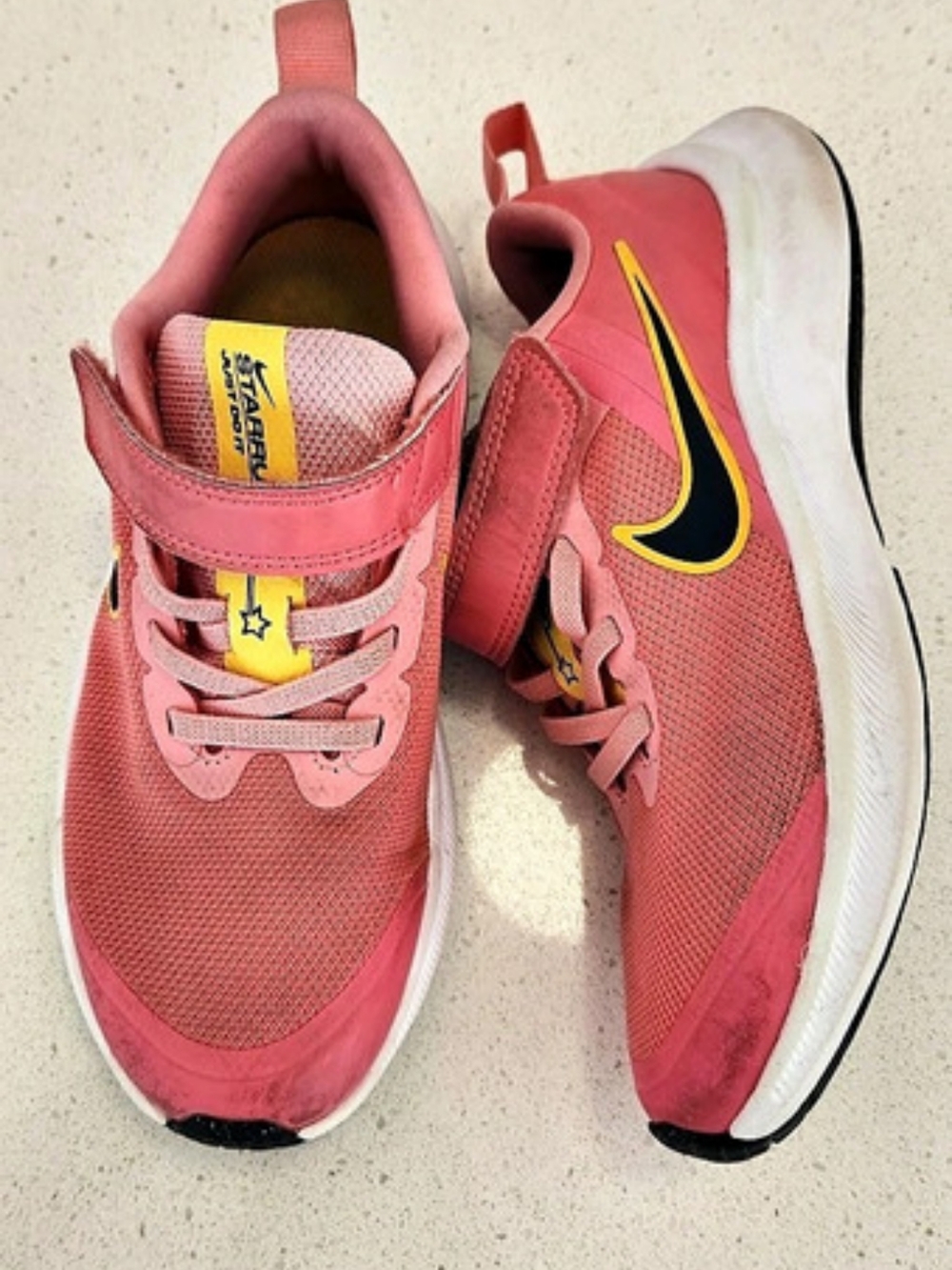 Nike Star Runner 3 Kids Sneakers Pink & Yellow Girls US 1Y